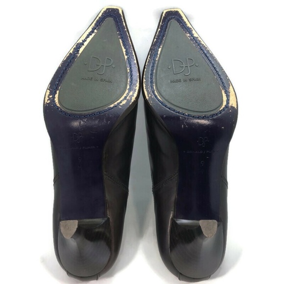 DONALD J. PLINER Expresso brown calf leather shoe with front zipper - Size 9M - Picture 10 of 15